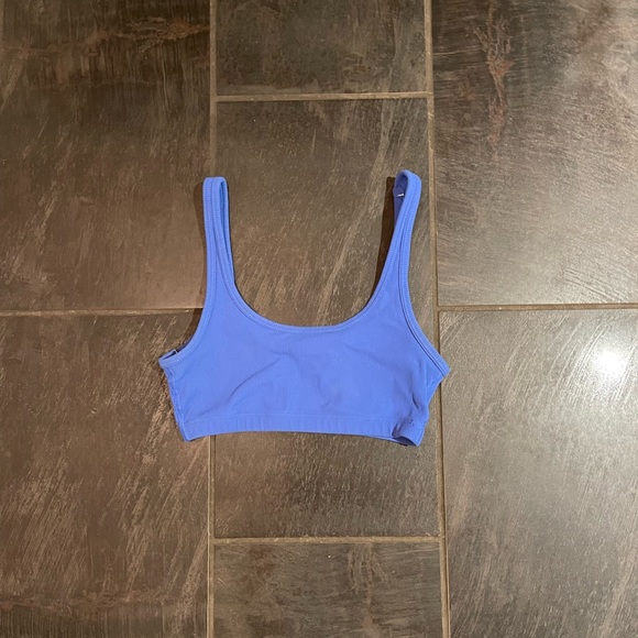 Aritzia TNA Sports Bra - Picture 1 of 2